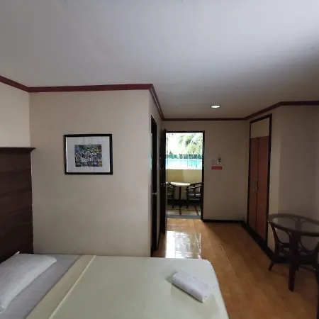 Cebu Hilltop Hotel Exterior photo