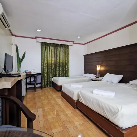 Cebu Hilltop Hotel Exterior photo