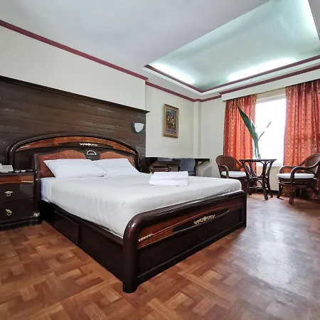 Cebu Hilltop Hotel Exterior photo