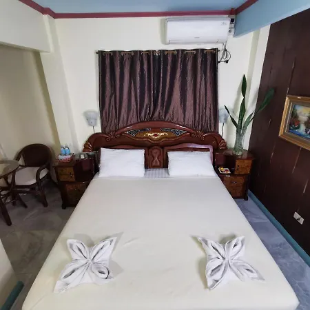 Cebu Hilltop Hotel Exterior photo